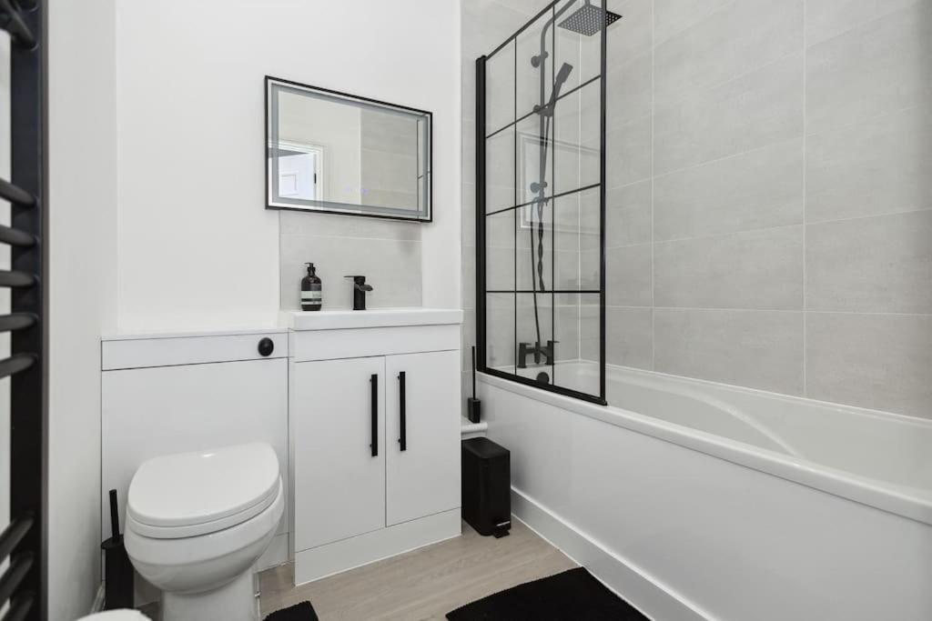Modern Watford Urban Luxury Oasis * Watford (Hertfordshire)